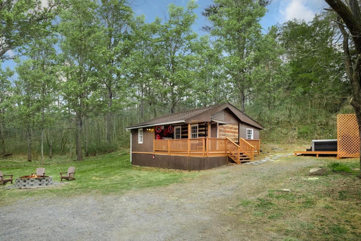 Creekside Cabin W Hot Tub, Fire Pit, Grill, Wifi! Basye Exterior foto